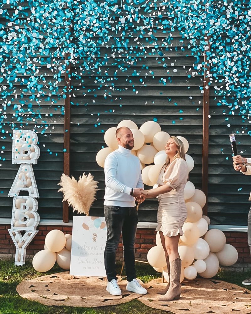 BABY BOY 💙👶🏼 Wat een prachtige foto! Confetti blijft toch...